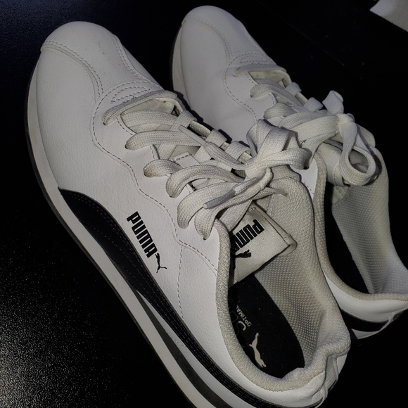 Ladies shoes - Picture 2 of 2